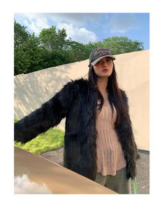 Brand: Tagkita/she and others Applicable age: 18-24 years old size: one size Fabric material: imitation fur Collar type: round neck style: street Street: Athleisure Clothes placket: other color: black Sleeve Type: Regular Item Number: N-65-10 Ingredient content: 31% (inclusive)-50% (inclusive) Year/Season: Winter 2022 Sleeve Length: Long Sleeve shirt length: Medium Street Athleisure, Long Sleeve Jacket, Athleisure Outfits, Winter 2022, Black Faux Fur, 24 Years Old, Sleeve Jacket, Long Sleeves Jacket, Season Winter