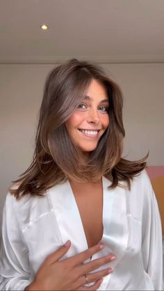 Naturally Brown Hair, Soft Medium Brown Hair, Salty Brunette Hair, Gloss Brown Hair, Light Brown Hair On Light Skin, Brown Hazelnut Hair, Chocolate Glaze Hair Color, Latte Brunnet Hair, Chestnut Hair Color Brown