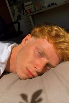 Red Hair Blue Eyes Boy, Double Crown Hairstyles, Ginger Guy, Bleached Hair Men