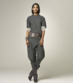 Clothes For Women Winter, Clothes Details, Womens Fitness Inspiration, Fitness Style, Futuristic Fashion, Amazing Pics, Fashion Designs, Super Ideas, 2015 Fashion