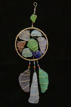 Diy Dream Catcher, Atrapasueños Diy, Beach Glass Crafts, Beach Glass Art, Dream Catcher Diy, Sea Glass Crafts, Art Pendant, Beach Crafts, Sea Glass Art