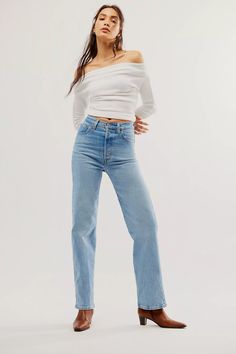 Levi's Ribcage Full-Length Jeans | Free People Levis Ribcage Jeans, Levis High Waisted Jeans, Bootcut Jeans Outfit, Straight Jeans Outfit, Levi's Ribcage, Ribcage Jeans, Levis Ribcage, Baggy Style, Vintage Levis Jeans