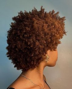 anazia | a less time consuming hairstyle lol #naturalhair #twa #twastyles #shorthair #shorthairstyles #type4hair #4ahair #4bhair... | Instagram Short 4c Wash And Go, Afro Aesthetic 70s, 4c Hair Aesthetic, Type 4b Hair, 4c Fro, 4b Afro, 4c Afro, Hair Like Wool, Short Dyed Hair