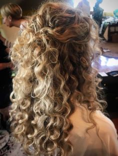 Half-Up Beautiful Curls, Half Up Hair, Wedding Hair And Makeup, Long Curly Hair, Twist Hairstyles, Long Curly, Natural Curls