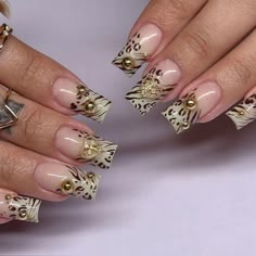 Y2k Inspired Nails, Nails Design With Rhinestones, Inspired Nails, School Nails, Really Cute Nails, Animal Print Nails, Dream Nails, Fire Nails, Funky Nails