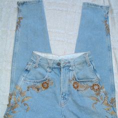 Vintage Italian Jeans..Hand Painted ..Embroidered Beaded..Floral..Marked I40 ..Use Measurements For Correct Fit...I40.. Zips At The Ankles..Zip Fly..Medium Washed Blue Denim..100% Cotton Denim..5 Pocket Style..Front Zip, Belt Loops. . Measures..Waist: 24..Hips 38..Length Inseam 27..Front Rise: 12. Amber Brown Beads And Velvet Foral Ribbon Design On Top Of The Hand Painted Gold Scroll Leaf Pattern Amber Brown, High Waist Denim, Vintage Italy, Ribbon Design, Boho Festival, Vintage Italian, High Waisted Denim, Vintage Jeans, High Jeans