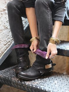 Ankle Boots. Five Jeans, Mode Shoes, Pu Boots, Boho Boots, Quoi Porter, Free People Clothing Boutique, Glam Style, Biker Leather, Women Boots