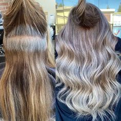 Grey Blending: Alles über den Trend, der graue Haare geschickt kaschiert! Ash Blonde Hair With Highlights, Grey Blending, Grey Hair Transformation, Icy Blonde Hair, Grey Hair Inspiration, Cool Blonde Hair, Gray Hair Growing Out, Ash Blonde Hair, Blending Gray Hair