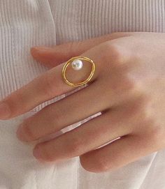 Pearl loop designed ring color: gold base: brass size: 6-6.5 Ring Color, Plate Size, Pearl Ring, Pretty Dresses, Ring Designs, Mother Of Pearl, Heart Ring, Gold Jewelry, Gemstone Rings