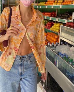 Fruit Stand, Look Festival, Streetwear Girl, Quoi Porter, Pattern Shirt, Shirt Female, Crop Top Shirts, Summer Blouses, Mode Inspo