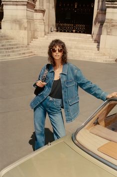 Massimo Dutti Fall 2021 Denim Casual Outfits | Fashion Gone Rogue Quentin De Briey, Mica Arganaraz, Street Fashion Photoshoot, Casual Denim Outfits, Denim Editorial, City Escape, Creative Fashion Photography, Fall Denim, Fashion Photography Inspiration