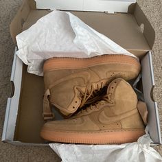 Like New Condition Women’s 8 Equivalent Youth/Boys 6 Tenis Vans, Nike Air Force 1 High, Stefan Janoski, Air Force 1 High, Nike Air Force Ones, Nike Free Shoes, Sneaker Heels, Shoes Trainers, Nike Air Force 1