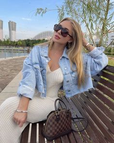 Preppy Chic Outfits, Classy Winter Outfits, Stylish Summer Outfits, Causual Outfits, Looks Chic, Casual Summer Outfit, Mom Outfits, Looks Style, Outfits Casuales