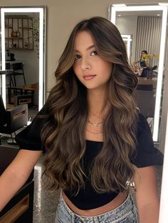 Mechas, morena iluminada, tendência, inspiração, hair stylist, salão bh Brown Hair Balayage, Brown Balayage, Hair Inspo Color, Dream Hair, Light Brown Hair, Balayage Hair, Beauty Secrets, Hair Highlights