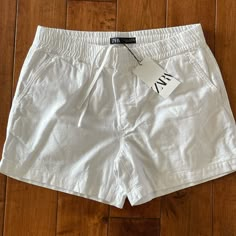 Brand New Men’s Shorts From Zara With Tags On. Comfortable, Light Weight With Flex Band And Draw String White Shorts Outfit Men, White Shorts Men, Jordan Clothes, Linen Shorts Men, White Shorts Outfit, Vacation Outfits Men, Zara Mens, Outfit Ideas Men, Summer List