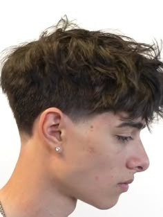 Taper Fade Short Hair, Taper Fade Curly Hair, Fade Haircut Curly Hair, Low Taper Fade Haircut, Mens Haircuts Short Hair, Tapered Hair, Haircut Curly Hair, Men Haircut Curly Hair, Taper Fade Haircut