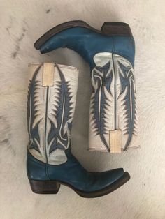 Gorgeous Classic Customized Made Blue/ White Boots - Etsy Western Ankle Boots Outfit, Black Western Boots Outfit, White Western Boots Outfit, Western Boot Outfit, Cowboy Clothing, Western Boots Outfit, Black Western Boots, Symbol Of Freedom, Country Cowboy