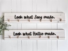 "Mother's Day Gift, Look What I Made Sign, Kid Art Display, Child Name Sign, kids name sign, Child Art Display The Basics: - Lettering:  Permanent White VINYL -OR- 3D White Laser Cut Lettering  - Comes with 6 plain mini OR colored clothespins, need more, check our upgrade section. - Choose from 24\" or 32\"  - Please put name in the personalization box.  The longer the name the smaller the text will get, therefore, only the 32\" comes with 3D lettering. - Do not put multiple children or middle names without asking me first. Sometimes it will work, and sometimes it will not, it will NOT on the 24\" - Absolute MAX on 24\" sign with 3D lettering is 8 characters.  Any larger will NOT fit as I would have to resize the entire phrase and it is a waste of material.  For vinyl lettering, I can do m Look At What I Made Sign, Look What I Made Board, Artwork Display For Kids, Look What I Made Wall, Name Display Ideas, Diy Clip Frame, Kid Art Display, Kids Artwork Display Ideas, Cricut Projects For Kids