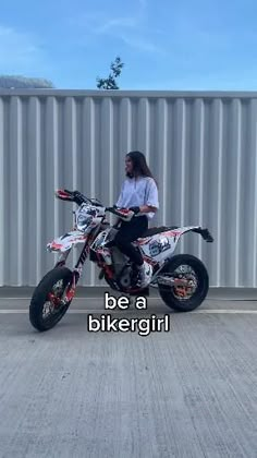 Dirtbike Aesthetic, Dirt Bike Aesthetic, Motorbike Stunts, Moter Cycles, Kawasaki Dirt Bikes, Biker Photography