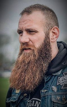 Amazing Beard Styles from Bearded Men Worldwide Big Beard, Short Hair With Beard, Beard Growth Kit, Best Beard Oil, Beard Men