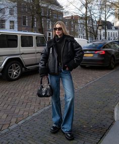 Wide Leg Pants Outfit Ideas, Fall Teacher Outfits, Chic Wide Leg Pants, Fall Inspo Outfits, Wide Leg Jeans Outfits, Wide Leg Outfit, Pants Outfit Ideas, Outfit Ideas 2024, Outfits Nyc