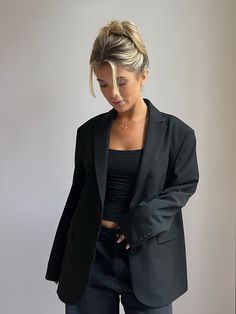 Our Forever Blazer is made to hang in your closet for years to come. It's designed to fit oversized and to be worn with every item in your wardrobe. For the ultimate outfit, pair it with our Favorite pants.    All pockets on our blazers are real pockets that can be opened by gently removing the inner threading. We recommend using a seam ripper or a small scissor.    At Djerf Avenue, we have chosen to work with certified recycled polyester for its durability, versatility, and potential to extend Getaway Dress, Djerf Avenue, Tube Skirt, Sweater Grey, Versatile Outfits, Blazer Black, Oversized Blazer, Blazer Outfits, Professional Look