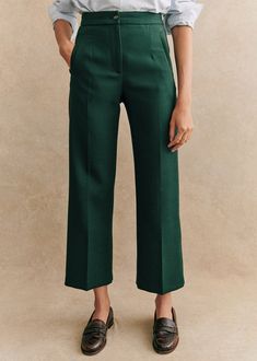 High-waisted trousers;7/8th length;Slightly flared wide leg;Front and back welt pockets;Concealed front zip and button fastening;Inside leg length 68 cm / 26.8 in (for a 36) Work Trousers Women, Women Professional Attire, Green Dress Pants, Cropped Wide Leg Trousers, Lifestyle Dresses, Crop Trousers, Smart Casual Wardrobe, Work Pants Women, Work Wear Women