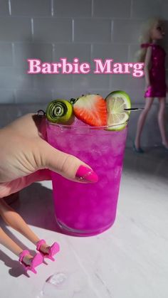 Pink Barbie Cocktails, Pink Barbie Drink Alcohol, Barbie Theme Cocktail, Barbie Themed Food And Drinks, 30th Birthday Barbie Theme, Barbie Alcoholic Drinks, Barbie Cocktail Recipe, Malibu Barbie Cocktail, Barbie Themed Alcoholic Drinks