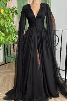 Split Prom Dresses, Dark Wedding, Floor Length Prom Dresses, Black Dress Formal, Elegant Maxi Dress, Long Sleeve Evening Dresses, Black Chiffon, Black Gown, Prom Dresses With Sleeves