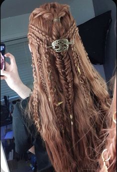 Elven Hair, Fantasy Festival, Targaryen House, Ombre Dark, Medieval Hairstyles, Viking Braids, Hair Halloween, Front Braids