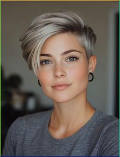 Long Pixie With Undercut, Pixy Cut, Pixie Cut Short, Kort Bob, Thick Hair Cuts, Short Hair Images, Long Pixie Cuts, Short Hair Pixie Cuts, Short Hair Trends