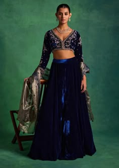 Velvet Blouse Outfit, Blue Velvet Lehenga, Plain Lehenga, Velvet Blouse Design, Tissue Dupatta, Blouse Lehenga, Trendy Outfits Indian