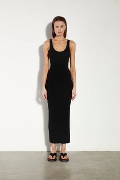 Fitted Seamless Maxi Dress, Seamless Fitted Maxi Dress, Fitted Ribbed Maxi Dress, Chic Seamless Maxi Dress, Evening Bodycon Ribbed Maxi Dress, Evening Fitted Seamless Maxi Dress, Fitted Seamless Maxi Dress For Evening, Sleek Ribbed Midi Dress, Sleek Ribbed Bodycon Dress