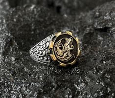 Howling Wolf Ring, Animal Figure Mens Ring, Signet Ring, Wolf Ring, Wildlife Ring, Wolf Head Sterling Silver Men Ring, Weight           : 8.31 gr Wolf Ring Art, Gold Ring For Boys, Ring For Boys, Ring Boy, Wolf Ring, Silver Men Ring, Signet Ring Men, Howling Wolf, Wolf Head