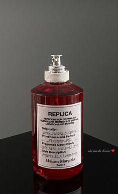 Replica Perfume, Fragrances Perfume Woman, Perfume Collection Fragrance, Body Smells, Glow Skin, Unique Fragrance, Perfume Scents, High Maintenance, Perfume Lover