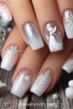 Nail Art Noel, Ootd Instagram, Elegant Nail, Cute Christmas Nails, White Nail Designs, Blue Nail, Top Ideas, Fall Nail Art, Xmas Nails