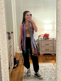 Casual Edm Concert Outfit, Rave Fits Winter, Cozy Rave Outfits, House Rave Outfits, Edm Show Outfit