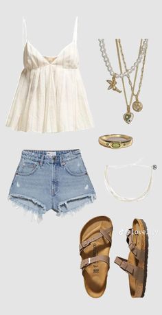 Cute Outfits To Wear On Vacation, Vacation Clothes Aesthetic, Hawaiian Local Outfits, Country Club Summer Outfit, Outfit Inspired 2023, Beach Vibe Outfit For Women, Outfits To Wear In Mexico Summer, 2024 Spring Summer Outfits, Vsco Summer Outfits 2019