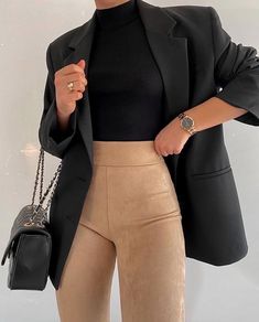 Elegant Trousers Outfit, Classy Trousers Outfit, Houseparty Outfits, Neutral Ootd, Sixth Form, Outfit Chic, Mode Inspo, Looks Chic