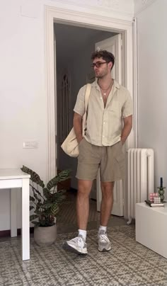 Guys Linen Shirt Outfit, Millenial Men Style, Intellectual Guy Aesthetic, Edgy Summer Outfits Men, Men’s Summer Outfits European, Men’s Summer Fashion Europe, Indie Concert Outfit Men, Men Summer Date Outfit, Mens European Summer Outfits