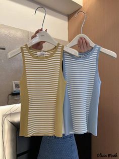 Olivia Mark - Chic Striped Colorblock Knit Vest with Round Neckline by Yu Shang Patchwork Shorts, Princess Sleeves, Cotton Crop Top, Knit Vest, Sleeve Type, Round Neckline, Workout Clothes, Knit Top, Color Blocking