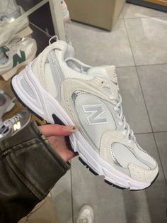 Aesthetic Walking Shoes, Chunky Shoes Sneakers & Athletic, Trendy Chunky Sneakers For Sports, Shoes Aesthetic New Balance, Aesthetic Shoes Sneakers New Balance, Shoes 2024 Trends, Shoes For Tennis, New Balance Chunky Sneakers For Streetwear, 2024 Shoe Trends