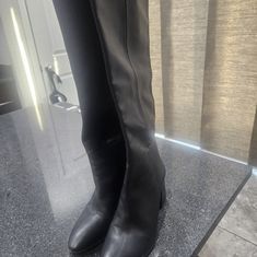 Worn Once. Excellent Condition, Tall Leather Block Heel Zara Boot. Leather Knee Boots, Zara Boots, Knee Boot, Leather Block Heels, Zara Shoes, Zara Black, Shoes Heels Boots, Knee Boots, Shoes Women Heels