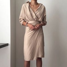 Lauren Deep V-Neck Wrap Shirtdress – watereverysunday Velvet Sleeve, Womens Fall Dress, Tie Waist Dress, Linen Casual, Spring Women, Straight Neckline, Dresses Elegant, Fashion Colours, Vintage Cotton