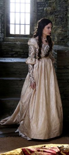 Medieval Queen Dress, Medieval Princess, Old Fashion Dresses, Royal Dresses, Queen Dress, Fantasy Gowns