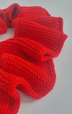 Casual One-size Scarf As Gift, Casual One Size Scarves As A Gift, Casual One-size Scarves Perfect For Gifts, Red Winter Scarves For Gifts, Red Hand Knitted Scarves One Size, Red Winter Scarves Perfect For Gifts, Red Winter Scarf Perfect For Gifts, Red Hand Knitted Scarf One Size, Red Winter Scarf Gift