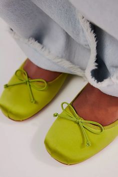 Aurora Flats | Free People Statement Flats, True Spring Colors, Upcoming Fashion Trends, True Spring, Green Flats, Wedding Shoes Flats, Shoes Photography, Cute Flats, Spring Shoes