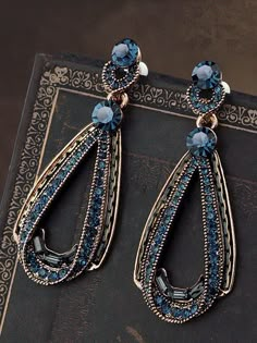 Women's Vintage Luxury Earrings Hollow Sapphire Dangle Gold Drop Sharp Rhinestones Earrings Bijoux Art Nouveau, Luxury Earrings, Rhinestone Earrings, Mode Inspiration, Statement Jewelry, Antique Gold, Fashion Earrings, Zinc Alloy