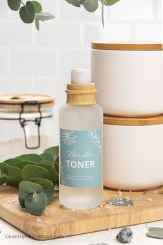 Face Toner Recipe, Toner For Acne Prone Skin, Homemade Face Toner, Homemade Skin Toner, Tea Tree Toner, Diy Toner, Eucalyptus Tea, Dark Eye Circles, Homemade Tea