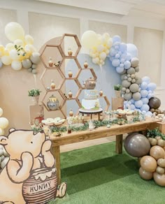 Baby Shower Idea Pooh Themed Birthday Party, Gender Reveal Baby Shower Themes, Disney Baby Shower, Winnie The Pooh Birthday, Party Deco